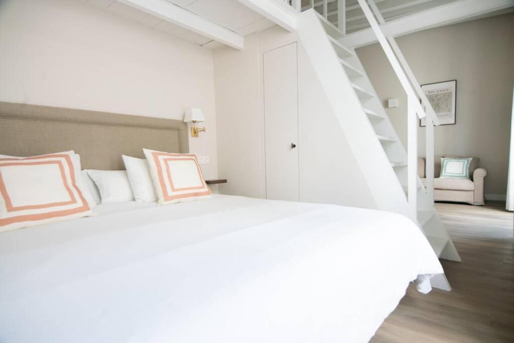 Appartement G12 Trendy And Comfy Bright Loft Meters From Bullring And Trianas Bridge, Galera Street *