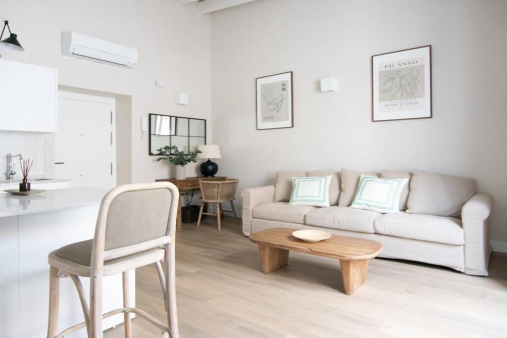 G12 Trendy And Comfy Bright Loft Meters From Bullring And Trianas Bridge, Galera Street Appartement Séville