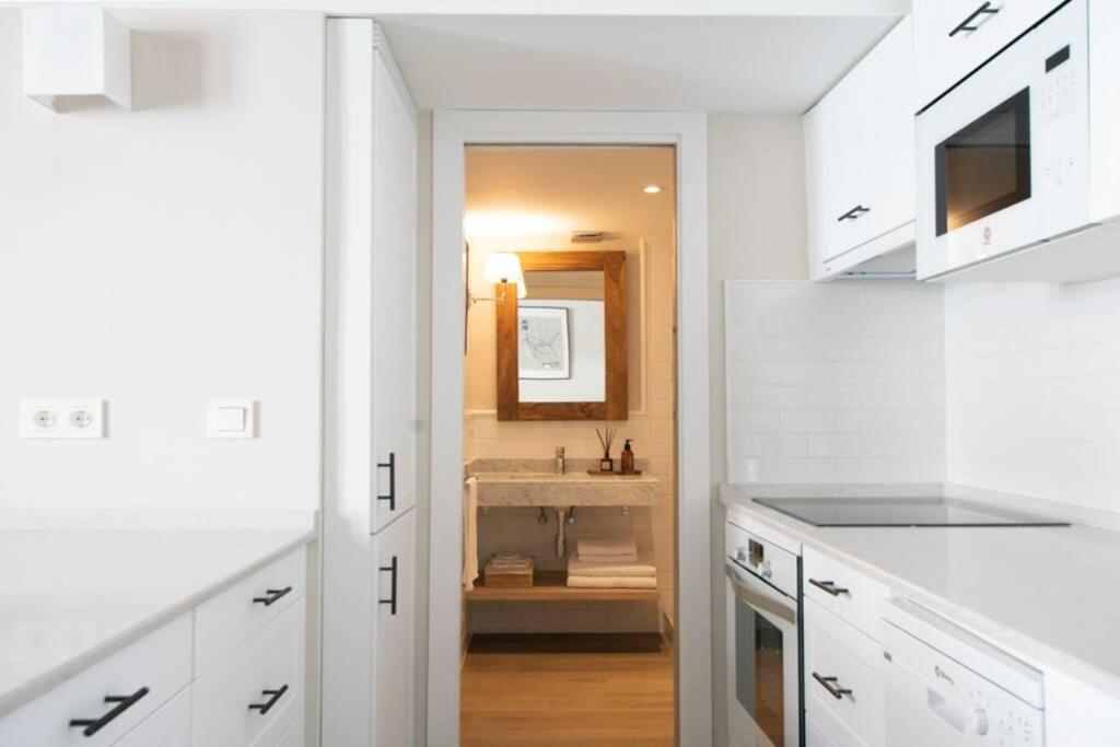 Appartement G12 Trendy And Comfy Bright Loft Meters From Bullring And Trianas Bridge, Galera Street *